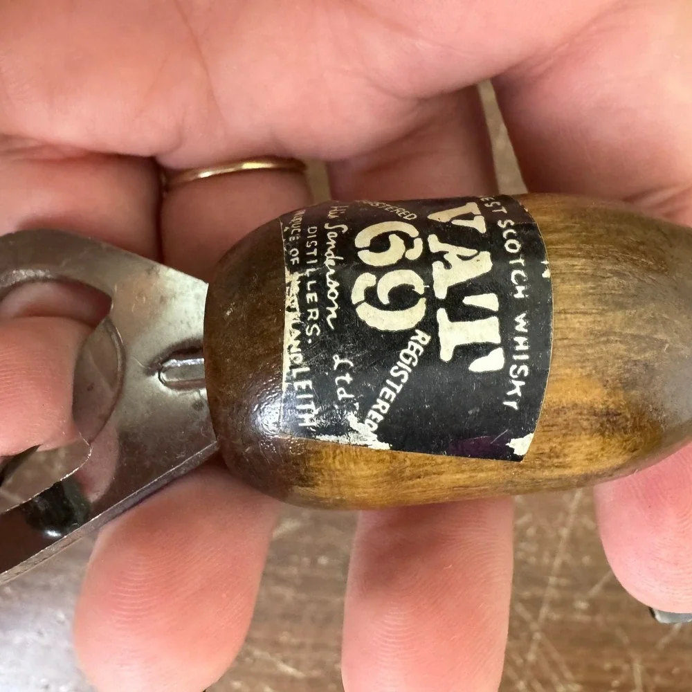 Vintage Vat 69 Scotch‎ Whisky Wood Bottle Shape Handle Bottle Opener Barware